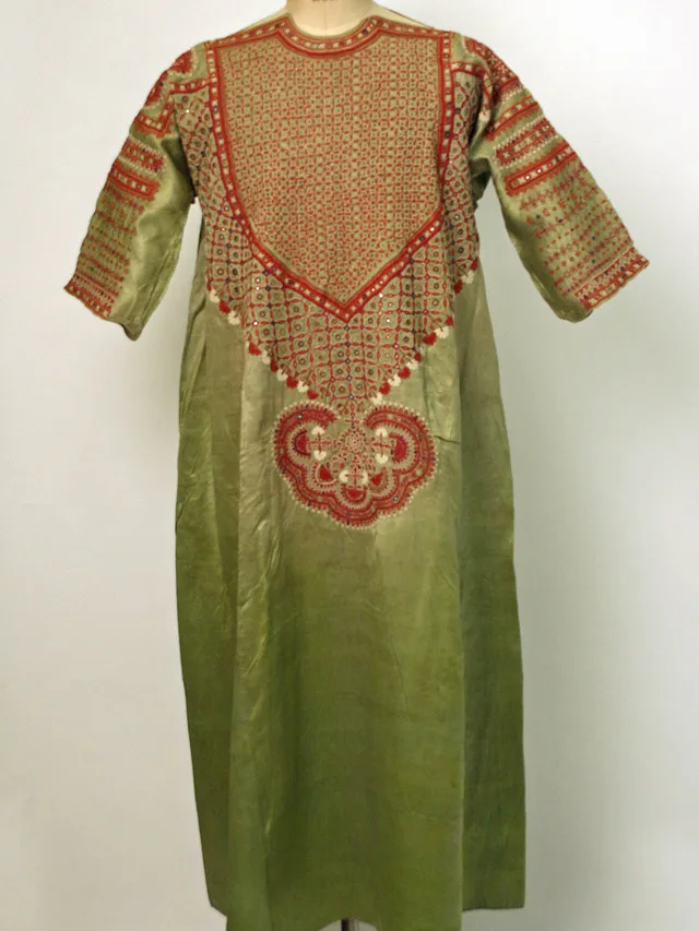 Mehr Embroidered Silk Kurta