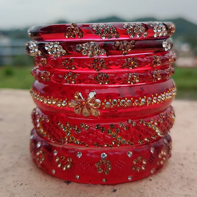 Laal Choorian (set of 8)