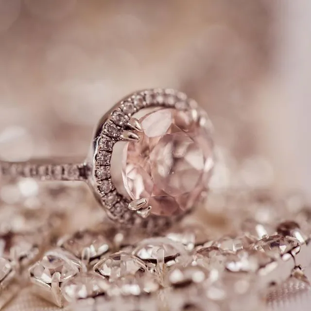 Gulabi Halo Ring